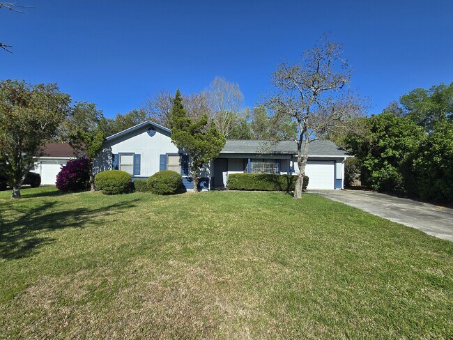 Foto del edificio - 425 Sunnyside Dr