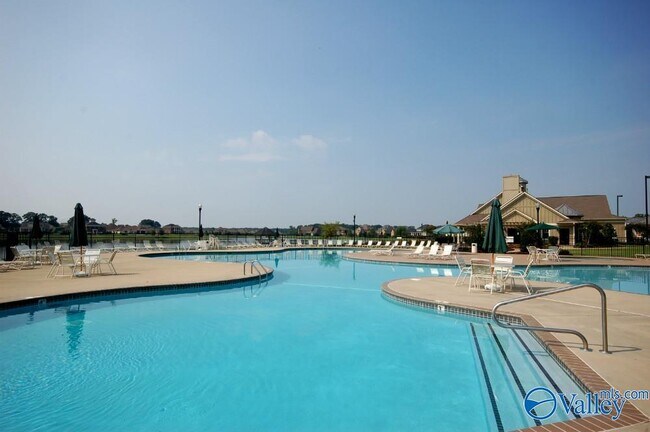 Foto del edificio - 81 Cypress Grove Ln SW