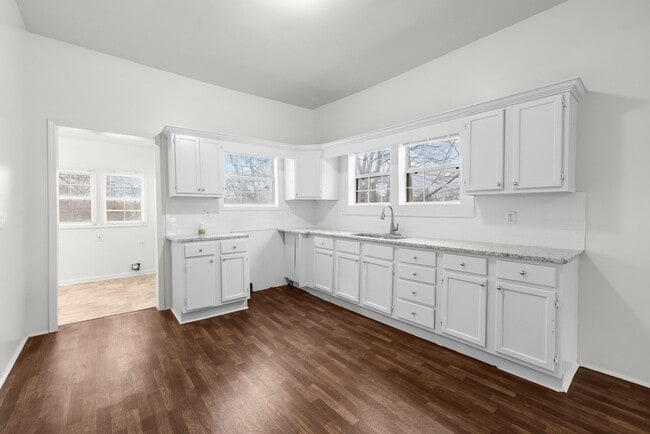 Foto del edificio - 5722 Terrace Ave