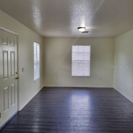 Foto del edificio - 14649 8th St