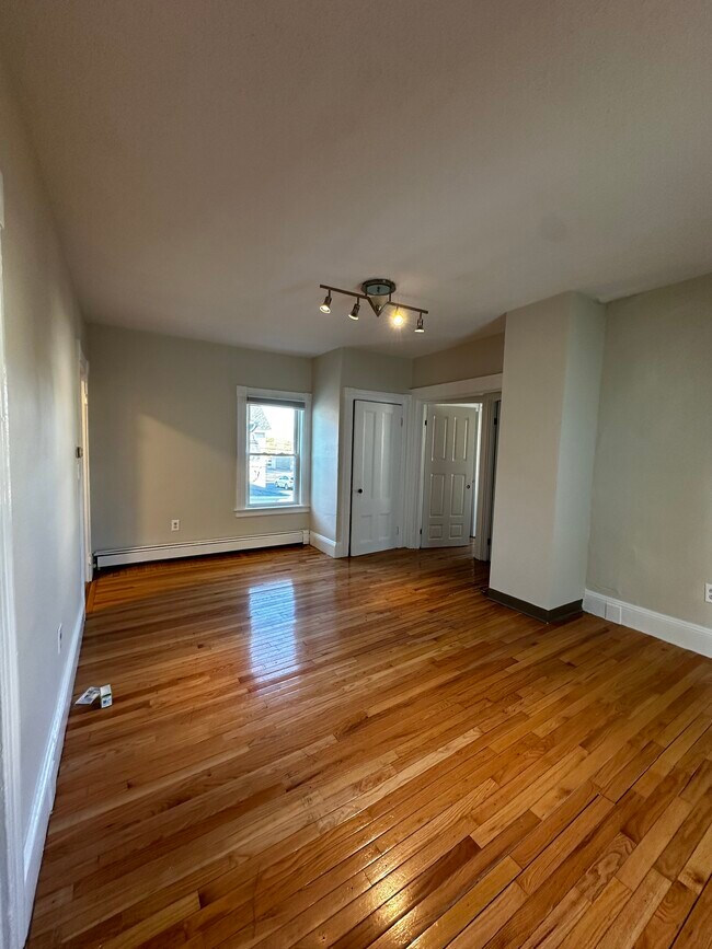 Sala de estar - 11-2 Highland St
