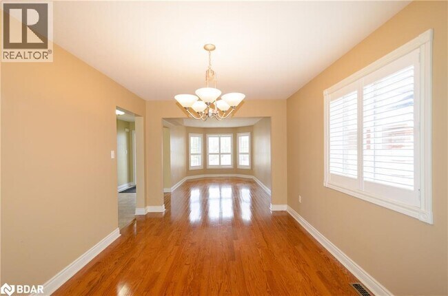 Building Photo - 67 Masters Dr