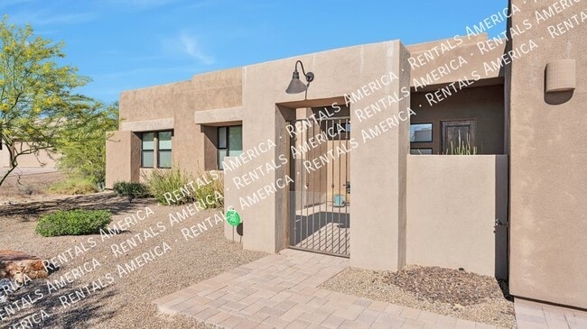 Building Photo - 12526 N Placita El Cobo