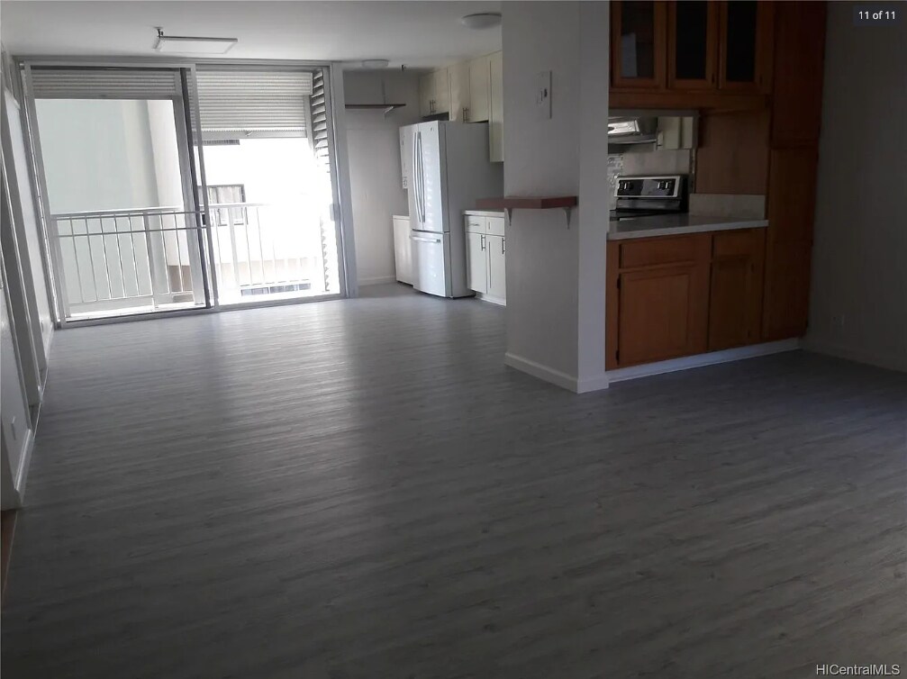 Main Living and Kitchen View from Entrance - 1226 Alexander St