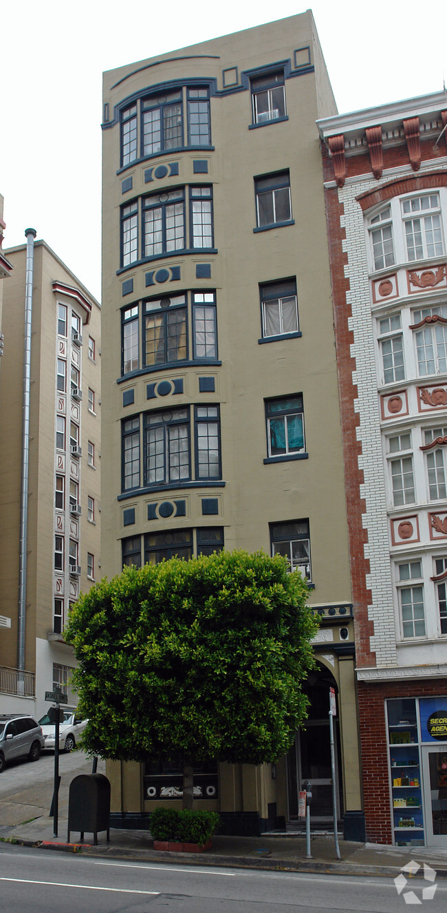 Foto del edificio - 636 Bush Street