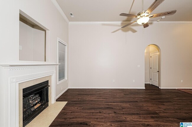 Foto del edificio - 304 Oakwell Cir