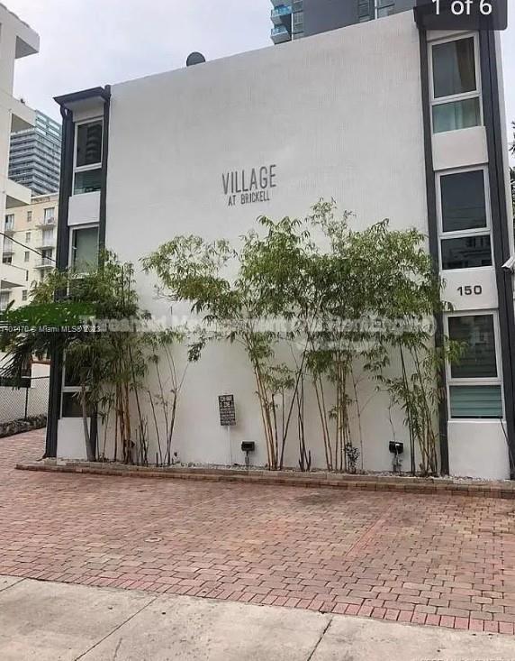 Foto principal - 150 SW 10th St