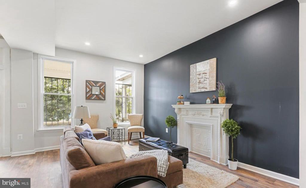 Foto principal - 2408 Liberty Heights Ave