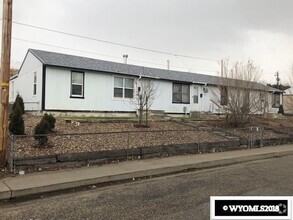 Building Photo - 1121-1133 S Nebraska Ave