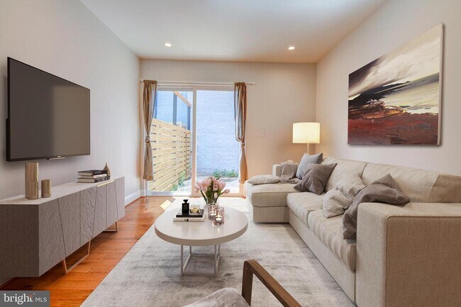 Foto del edificio - 1522 1st St NW