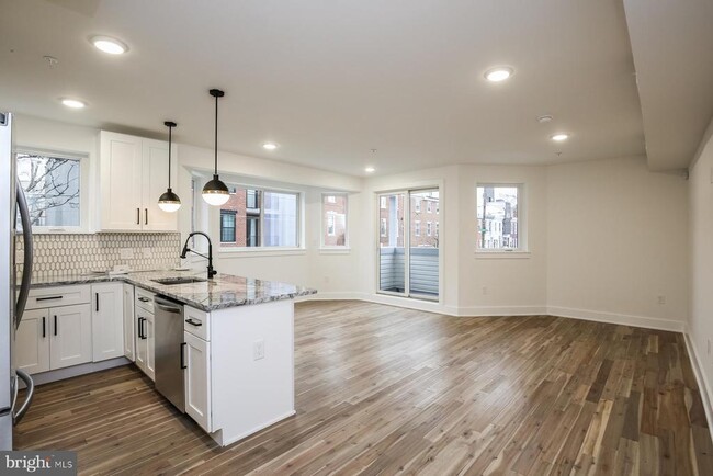 Foto del edificio - 2088 E Cumberland St
