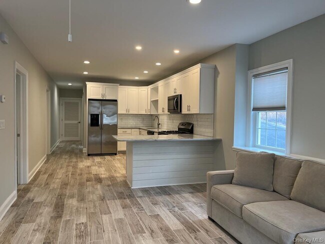 Building Photo - 59 South St