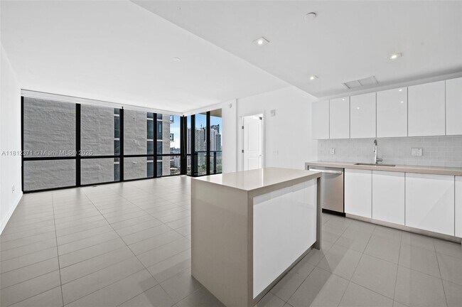 Foto del edificio - 1600 NE 1st Ave