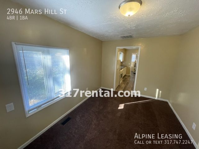 Building Photo - MARS HILL updated kitchen with lots of cab...