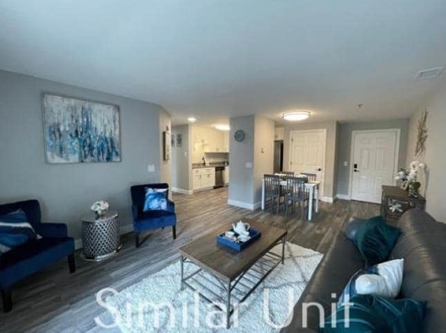 Building Photo - 30 Cherry St