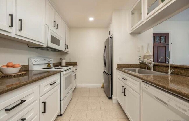Foto del edificio - 12730 Laurel St