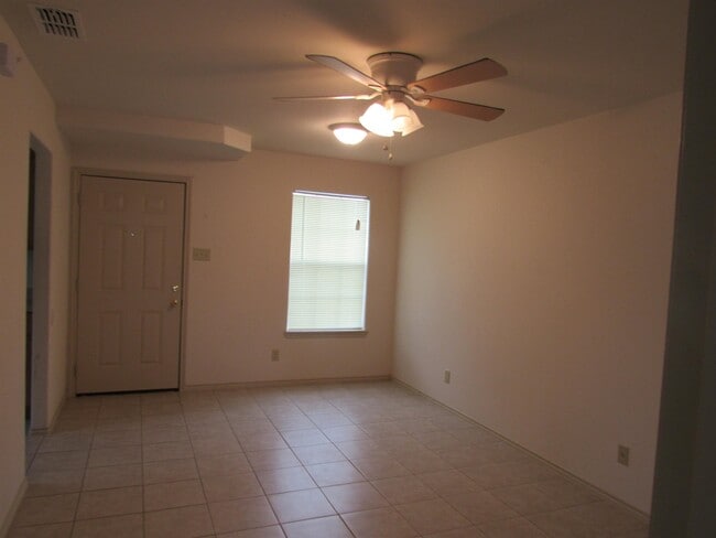 Building Photo - 1720 Juarez Ave