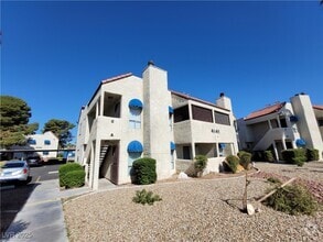 Building Photo - 4941 Newport Cove Dr