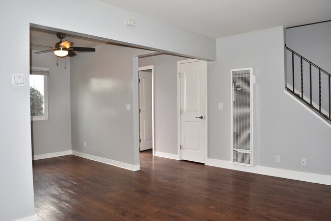 Foto del edificio - 22252 N 6th St