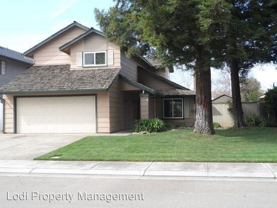 Primary Photo - 3 br, 2.5 bath House - 533 SANDPIPER CIRCLE