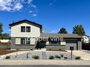 Building Photo - 7465 Kendall St