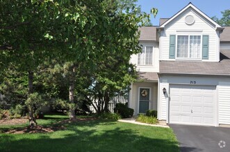 Building Photo - 713 Blossom Ct