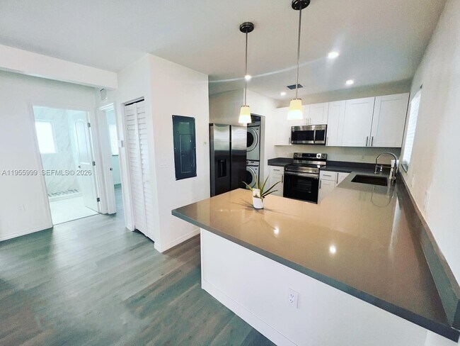 Foto del edificio - 7128 SW 22nd St