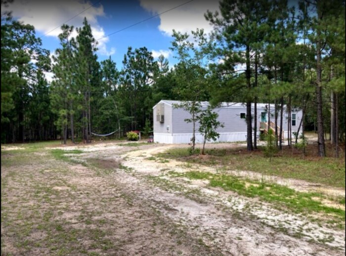 Primary Photo - 240 Burtons Lane, Cameron