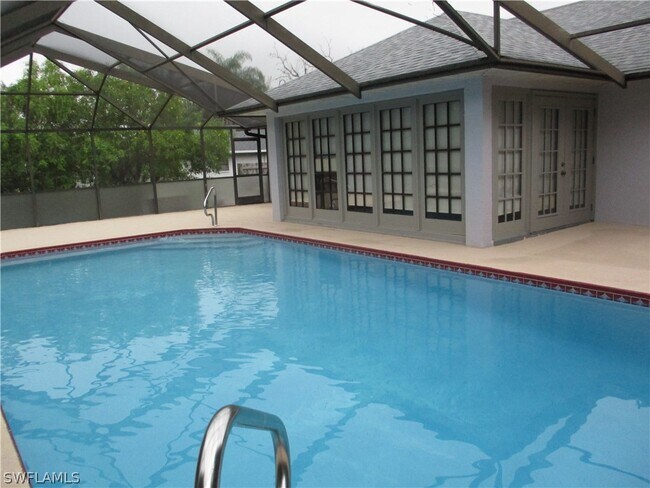 Foto del edificio - 611 SW 26th St