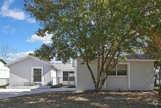 Building Photo - 3332 Vorden St