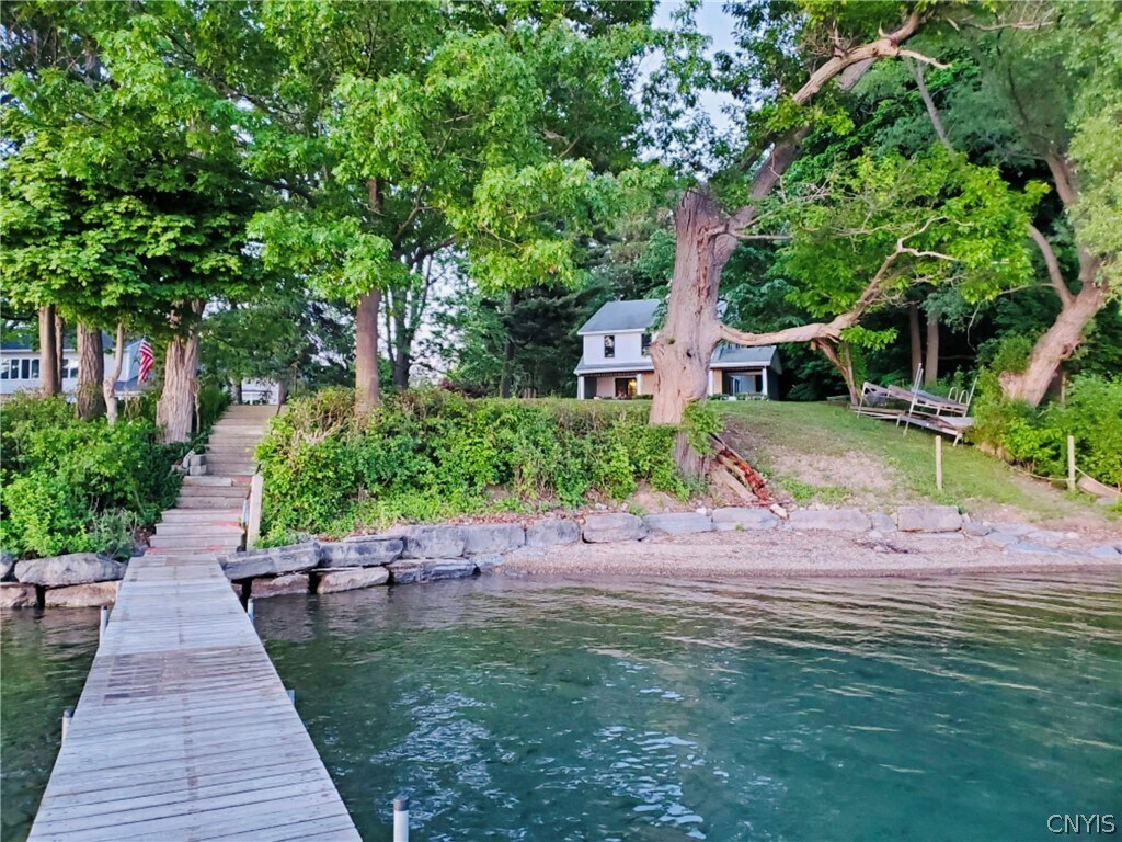 Primary Photo - 3177 E Lake Rd