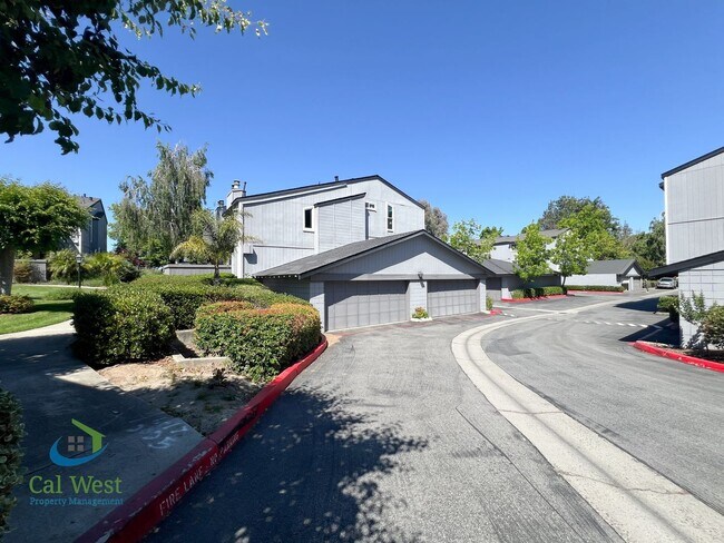 Foto del edificio - 2212 Almaden Rd