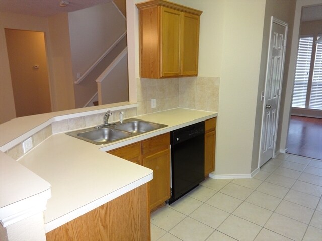 Foto del edificio - 8417 Vicksburg Lane