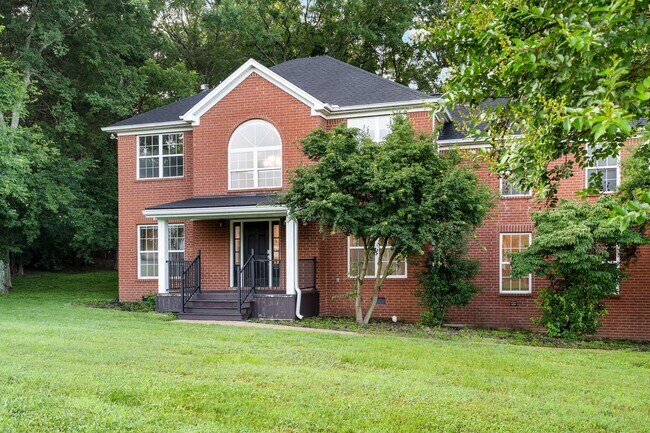 Foto del edificio - 1004 Austin Ct