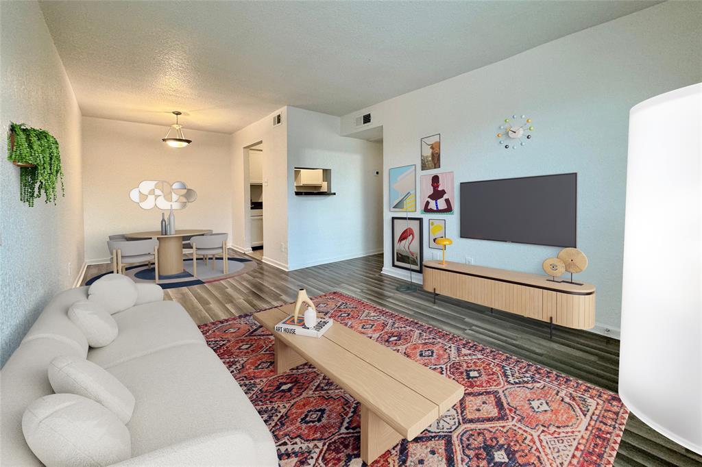 Foto principal - 8100 Creekbend Dr
