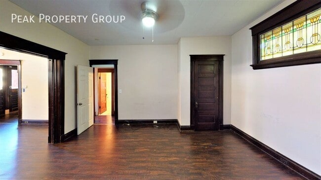 Foto del edificio - 2354 Stratford Ave