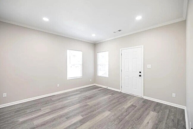 Foto del edificio - 2607 Beech Ave Ln