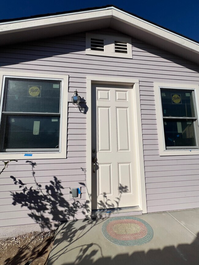 Foto del edificio - 4821 Monroe Ave