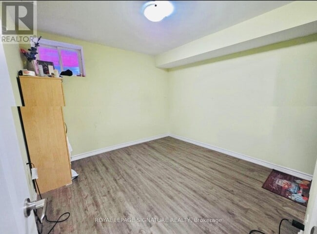 Building Photo - 10 Bonavista Dr
