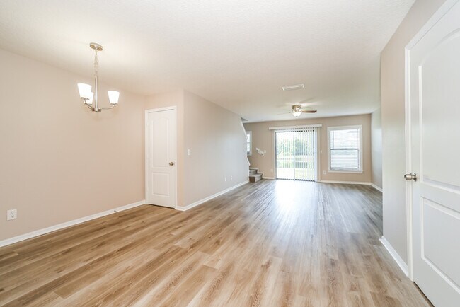 Foto del edificio - 507 Cabernet Pl