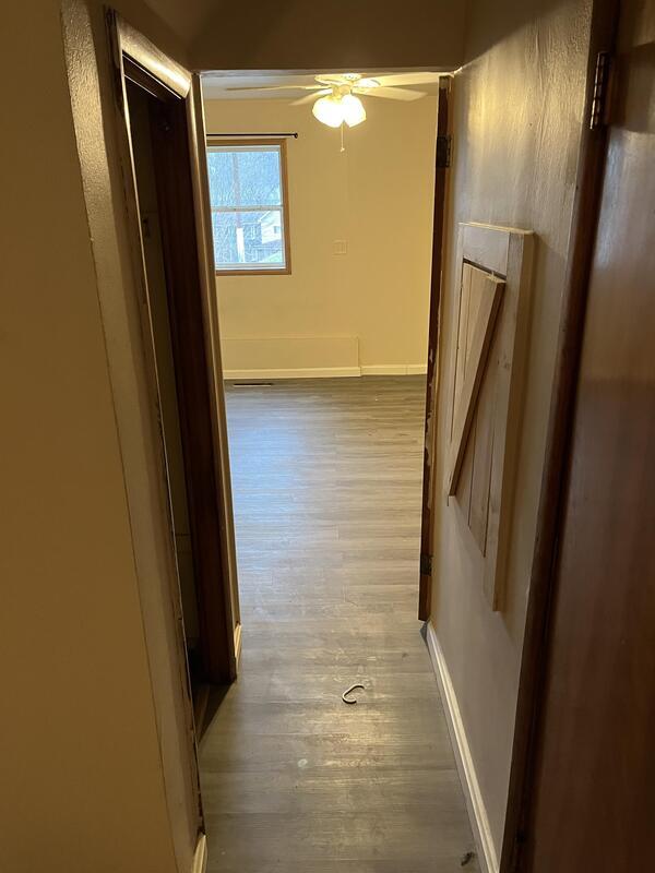 1140 Main St, Follansbee, WV 26037 Condo for Rent in Follansbee, WV