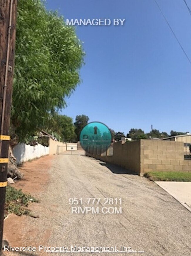 Building Photo - 3 br, 2 bath House - 6946 Jurupa Rd