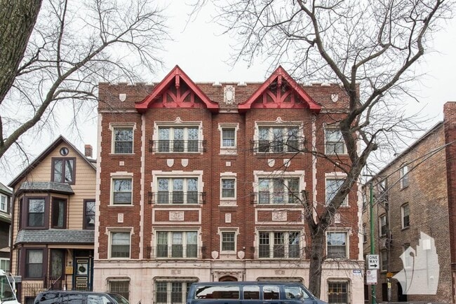 Building Photo - 2536 N Sawyer Ave