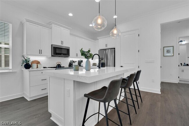 Foto del edificio - 7242 Saona CT