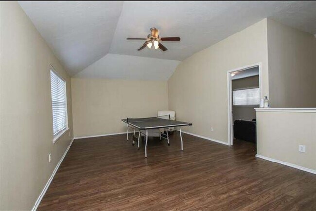 Building Photo - 1506 Lochstone Dr