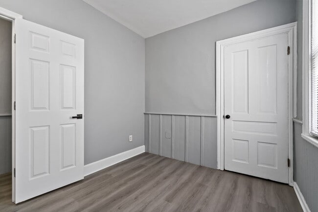 Building Photo - 22 Bedford Square