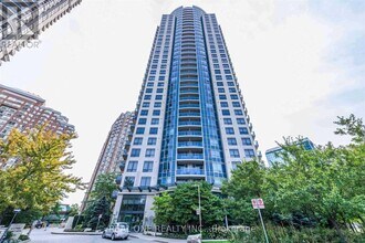 Building Photo - 330 Burnhamthorpe Rd W