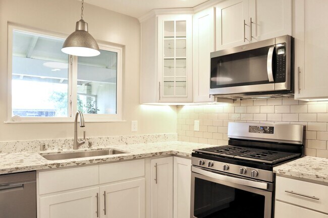 Building Photo - Adorable home in Northgate – Fremont!