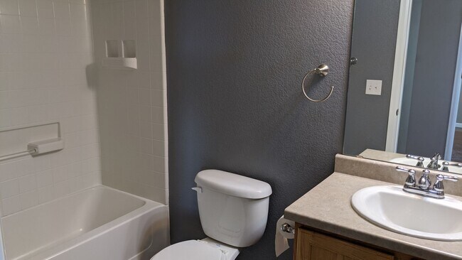 Foto del edificio - Townhouse for Rent in Parker