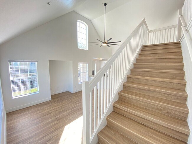 Building Photo - 9021 Lee St